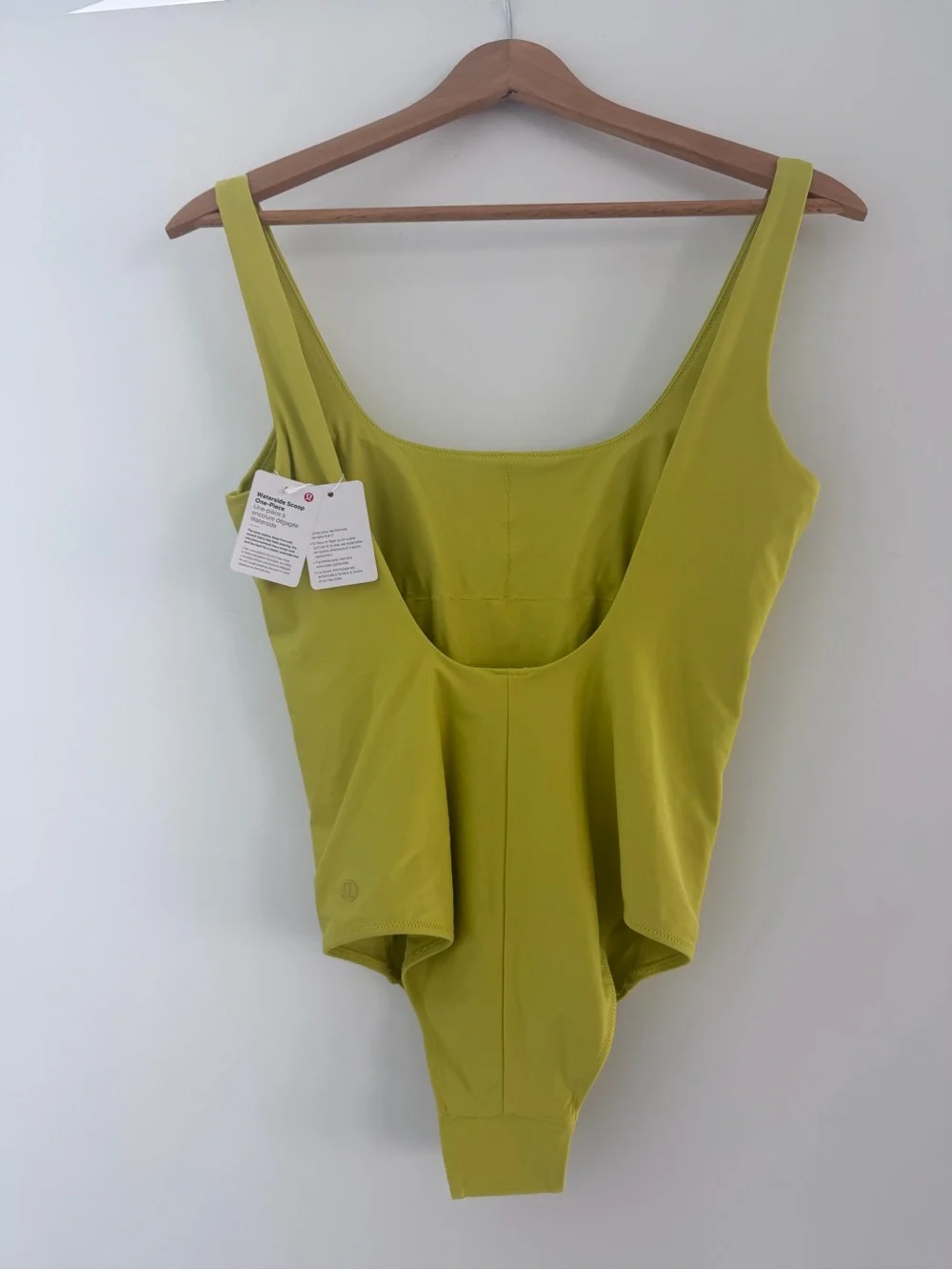 lululemon athletica yellow serpentine so